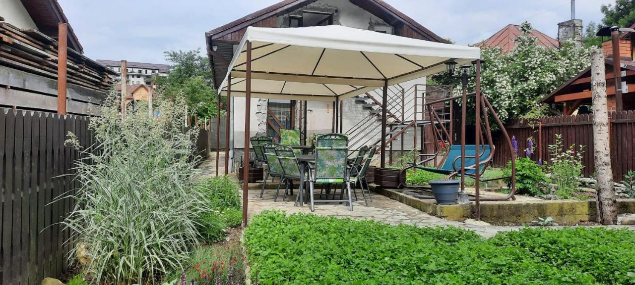 Casa Crissio Villa Sinaia Kültér fotó